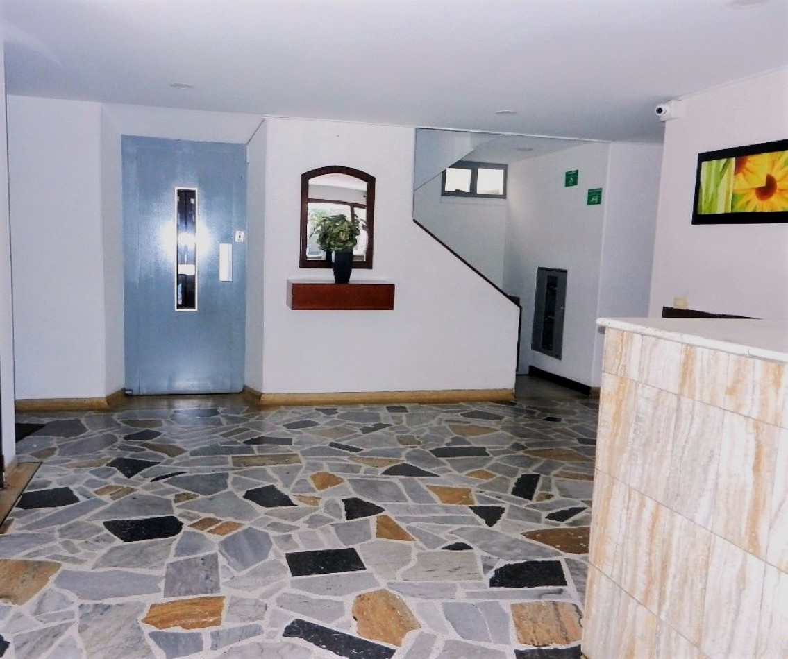 Apartamento en Venta Santa Barbara Central Remodelado 4 Alcobas