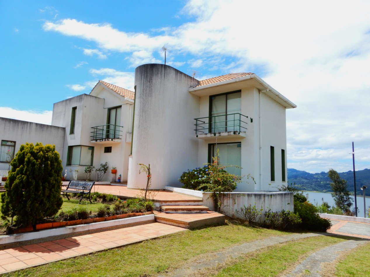 Casa en Venta Municipio Sesquile frente a Embalse de Tomine