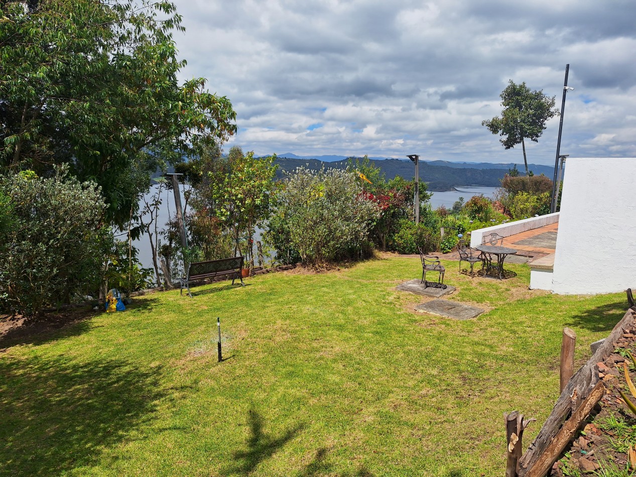 Casa en Venta Municipio Sesquile frente a Embalse de Tomine