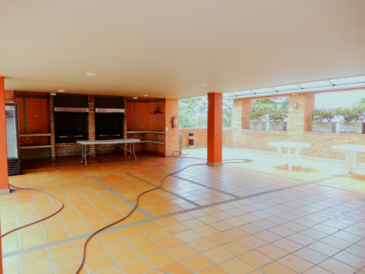 Apartamento en Venta Colina Campestre Conjunto Cerrado 3 Alcobas y Balcon