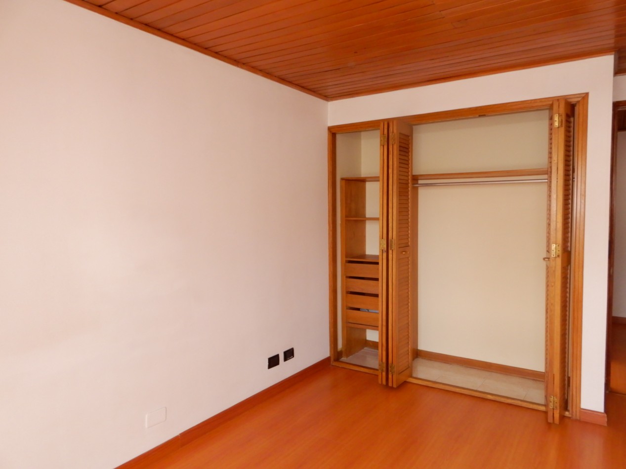 Apartamento en Arriendo Santa Barbara 1 Alcoba y Estudio