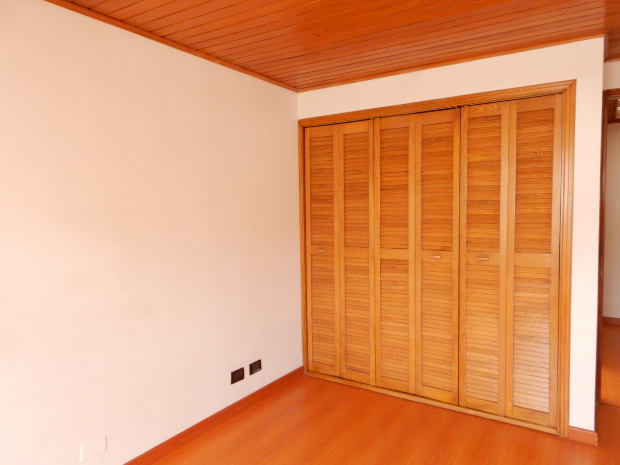 Apartamento en Arriendo Santa Barbara 1 Alcoba y Estudio