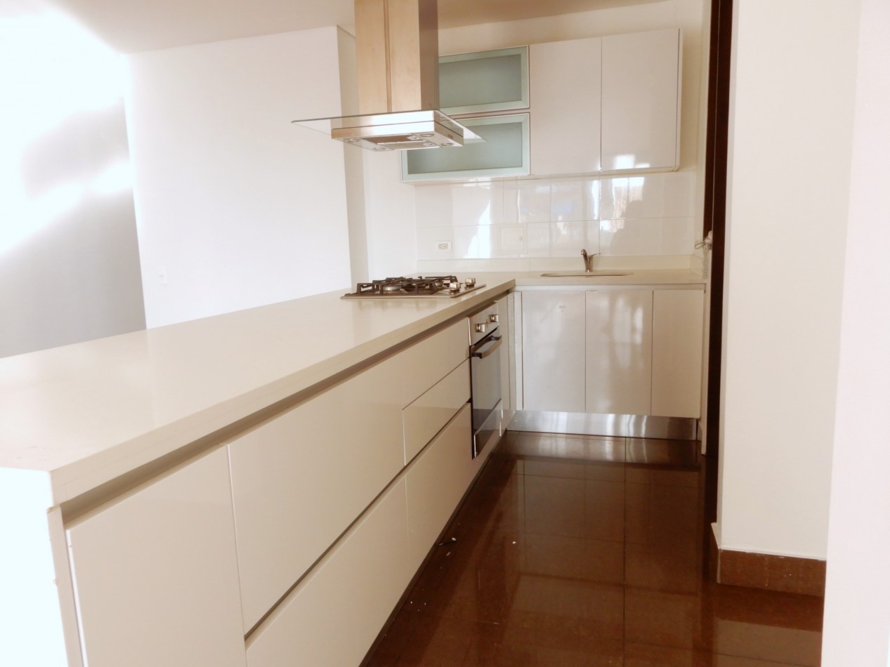 Apartamento en Arriendo Bella Suiza 3 Alcobas y 2 Parqueaderos