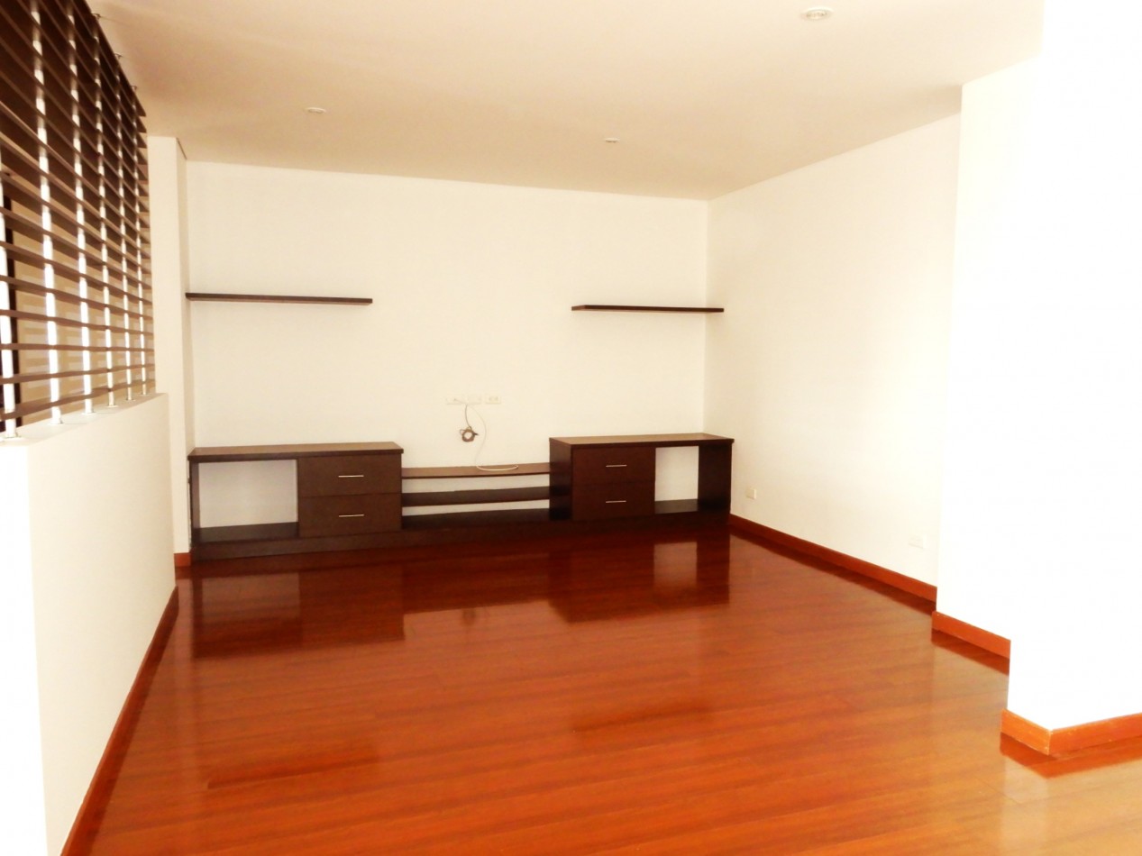 Apartamento en Arriendo Bella Suiza 3 Alcobas y 2 Parqueaderos