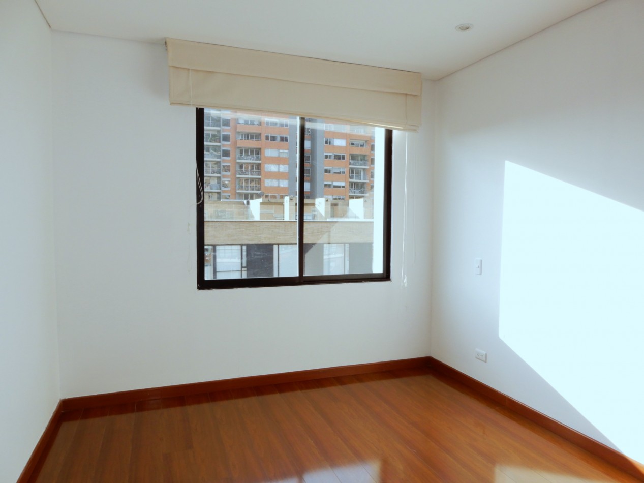 Apartamento en Arriendo Bella Suiza 3 Alcobas y 2 Parqueaderos