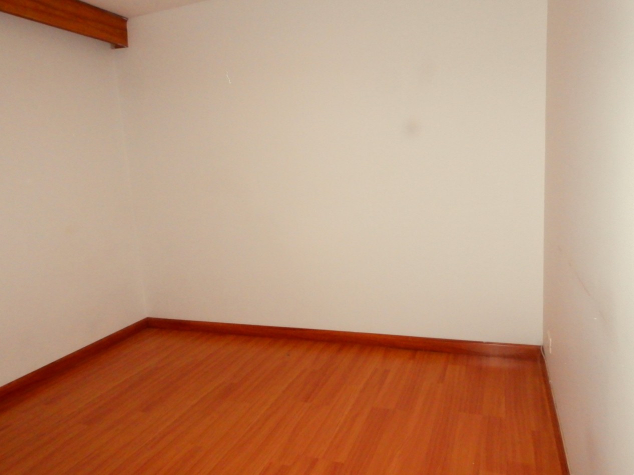 Apartamento en Arriendo Multicentro Una Alcoba y Estudio con Parqueadero