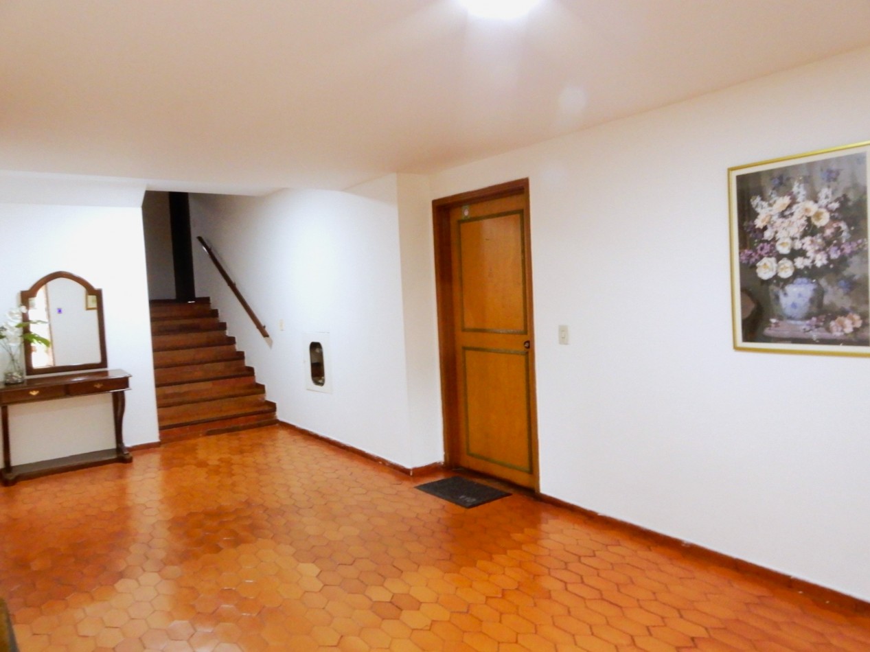 Apartamento en Arriendo Multicentro Una Alcoba y Estudio con Parqueadero