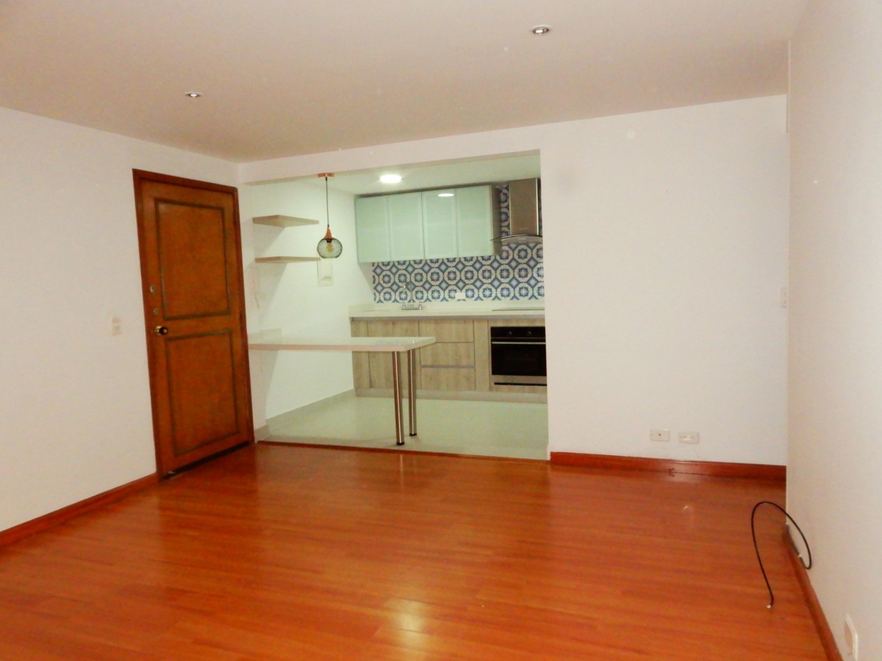 Apartamento en Arriendo Multicentro Una Alcoba y Estudio con Parqueadero