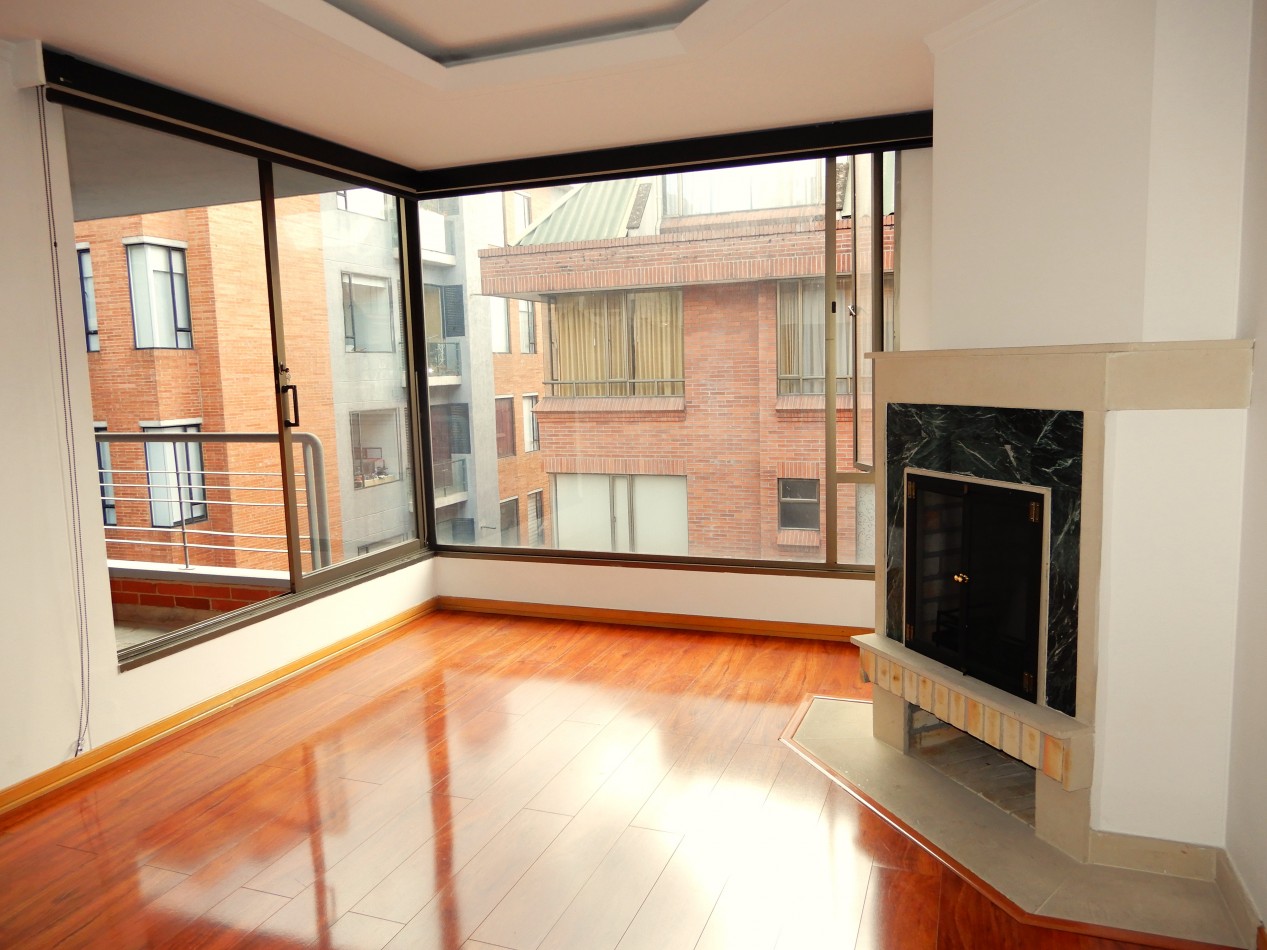 Apartamento en Arriendo Santa Barbara Occidental 2 alcobas y balcones