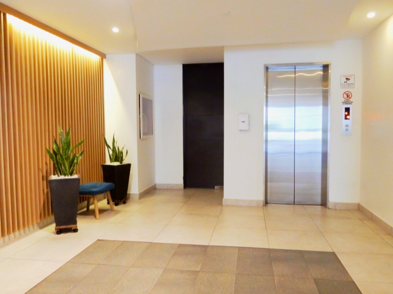 Apartamento en Arriendo Chico Norte Duplex 1 Alcoba y 1 Parqueadero.