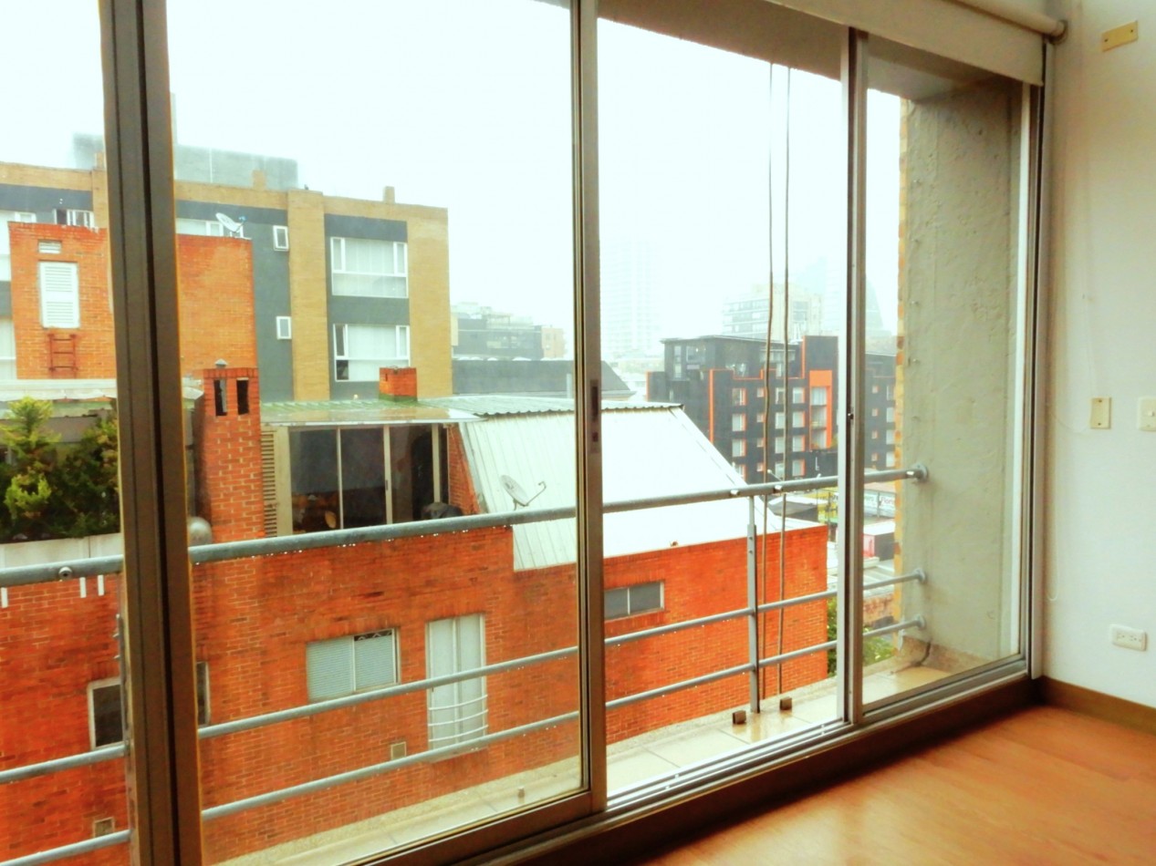 Apartamento en Arriendo Chico Norte Duplex 1 Alcoba y 1 Parqueadero.