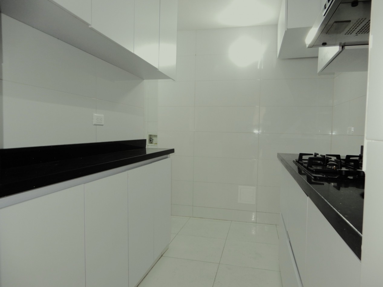 Apartamento en Venta Lisboa e Conjunto Cerrado 3 Alcobas y Balcon