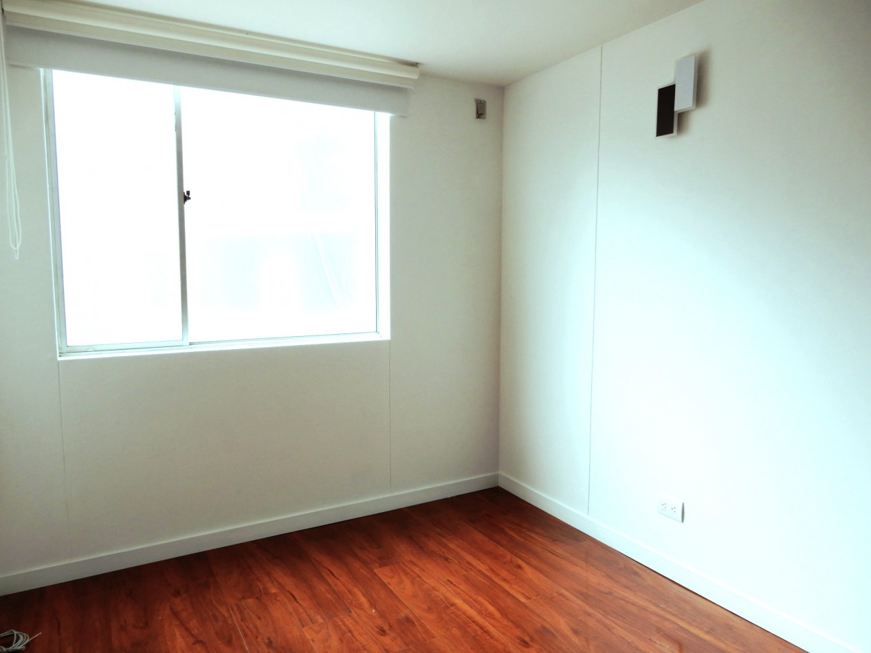 Apartamento en Venta Lisboa e Conjunto Cerrado 3 Alcobas y Balcon