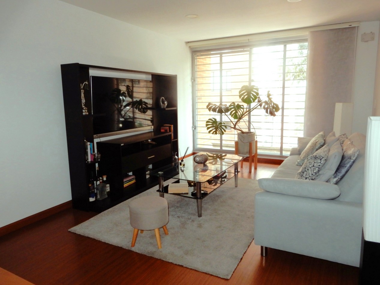 Apartamento en Venta Bella Suiza Alta 3 Alcobas con Balcon y 2 Parqueaderos