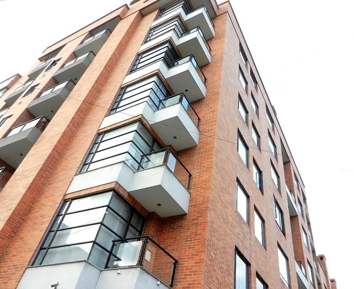 Apartamento en Arriendo Bella Suiza 2 Alcobas con Balcon y 2 Parqueaderos