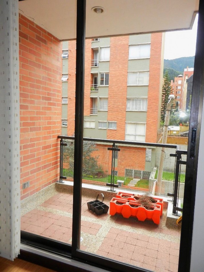 Apartamento en Arriendo Bella Suiza 2 Alcobas con Balcon y 2 Parqueaderos