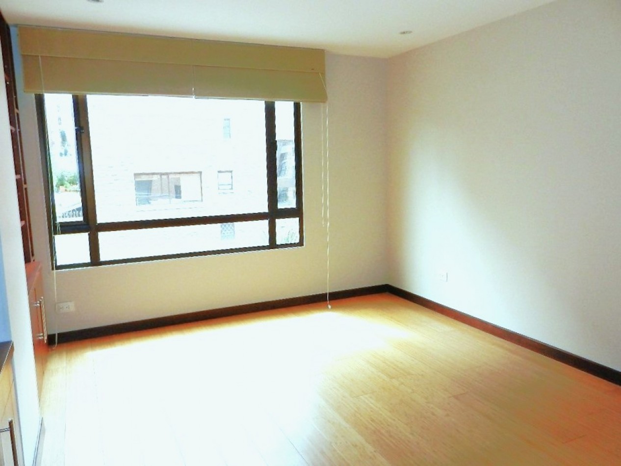 Apartamento en Arriendo Bella Suiza 2 Alcobas con Balcon y 2 Parqueaderos