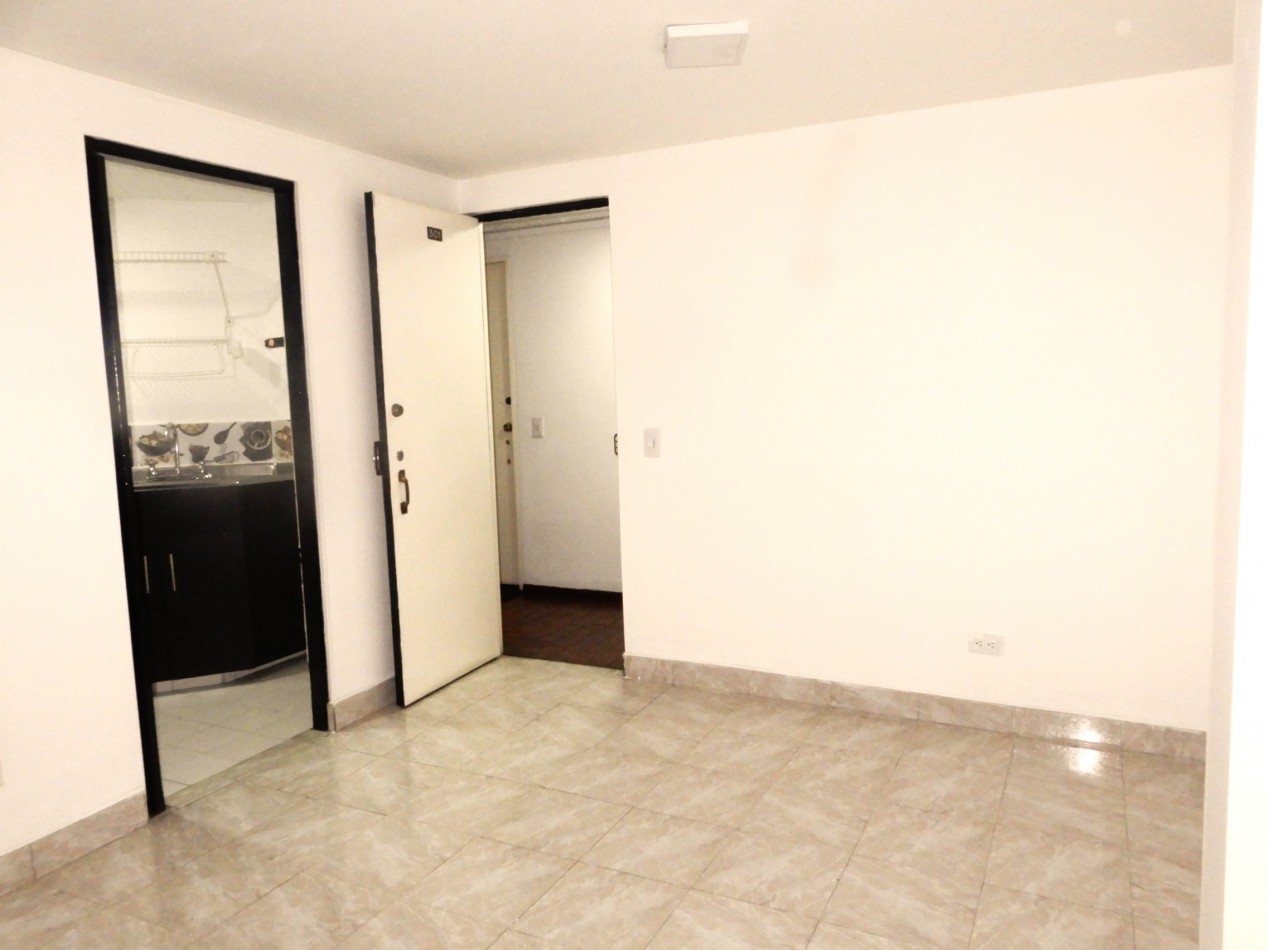 Apartaestudio en Arriendo Quinta Paredes con Alcoba Independiente