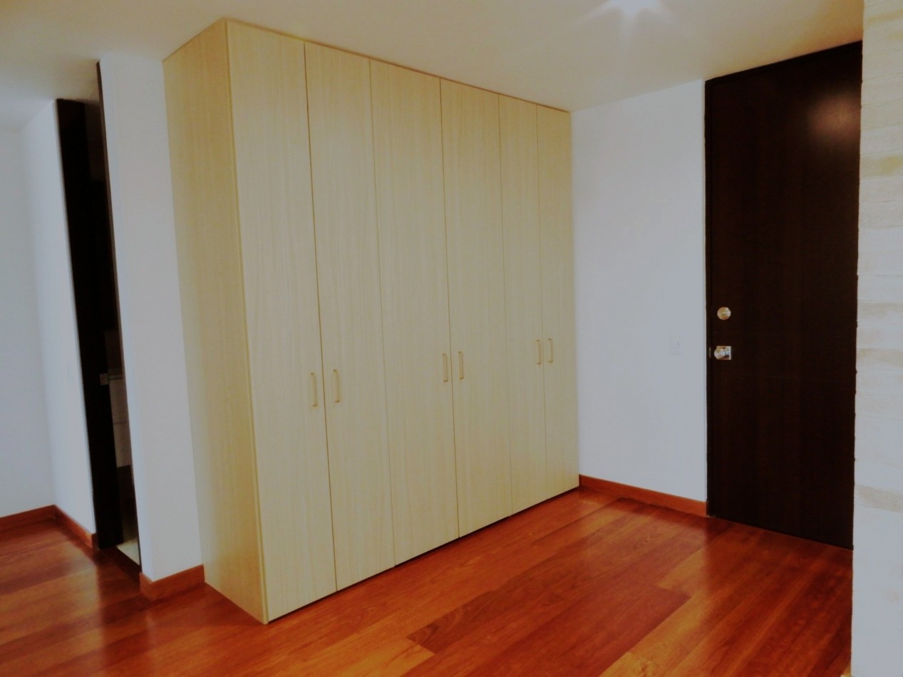 Apartamento en Venta Chapinero Alto 2 Alcobas con Balcon y 1 Parqueadero