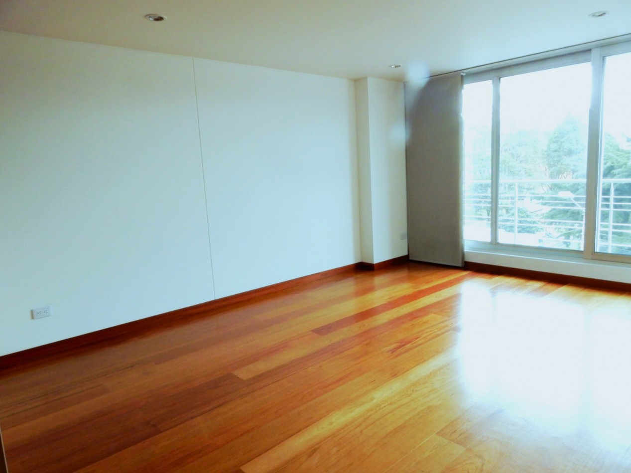 Apartamento en Venta Chapinero Alto 2 Alcobas con Balcon y 1 Parqueadero
