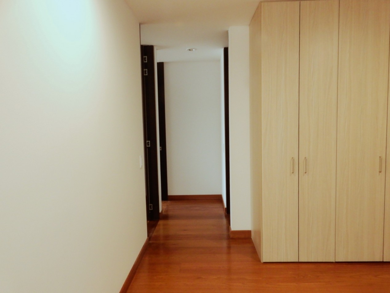 Apartamento en Venta Chapinero Alto 2 Alcobas con Balcon y 1 Parqueadero