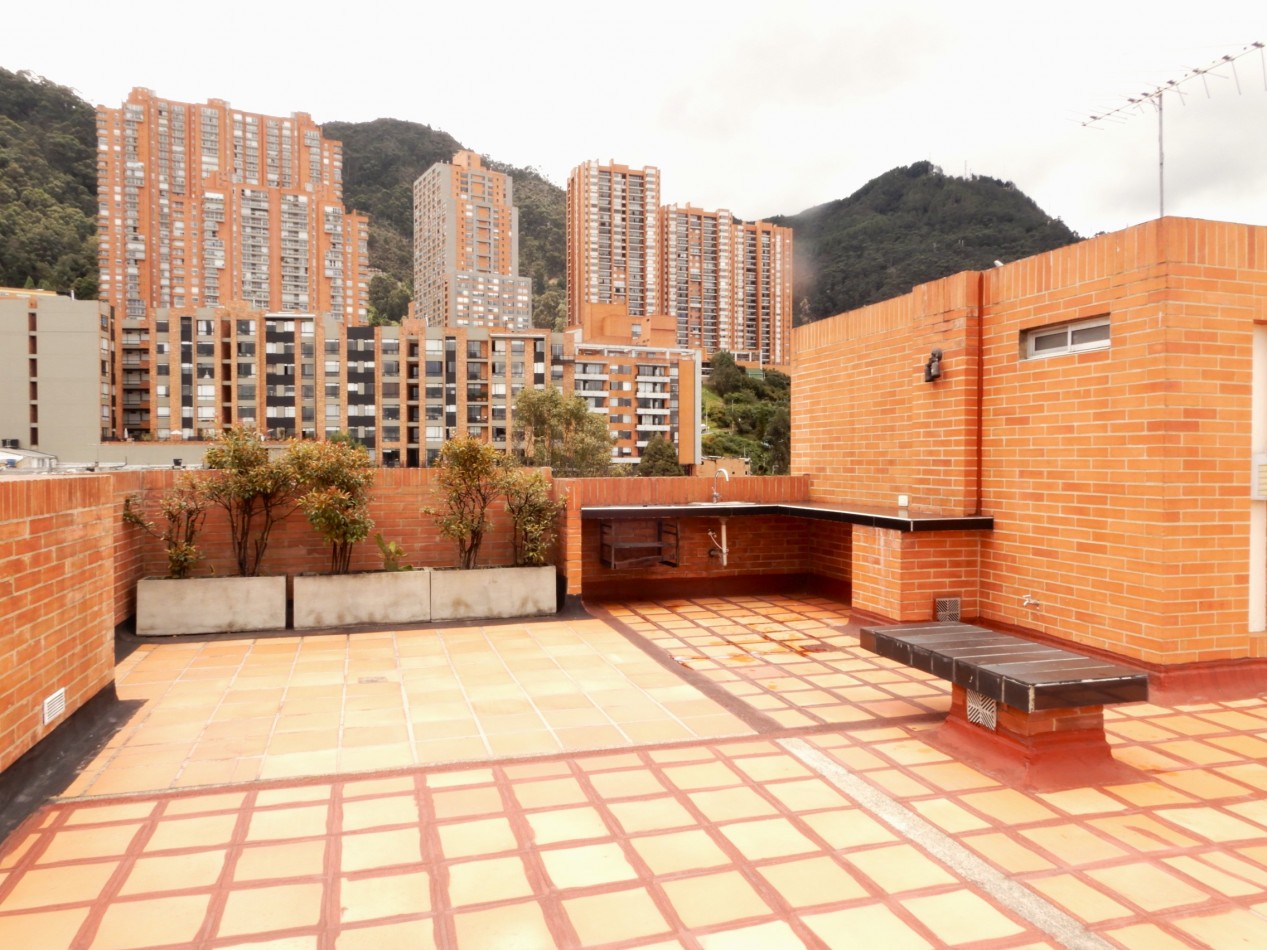 Apartamento en Venta Chapinero Alto 2 Alcobas con Balcon y 1 Parqueadero