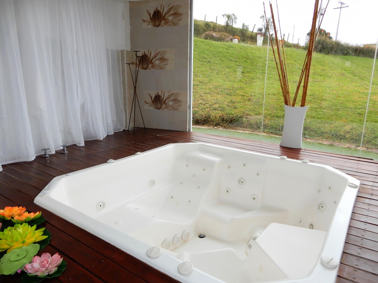 Casa en Arriendo La Calera Vereda La Popa 4 Alcobas y Spa con Piscina