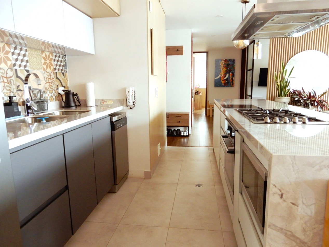 Apartamento en Venta Colina Campestre en Conjunto 3 Alcobas y 3 Parqueaderos.