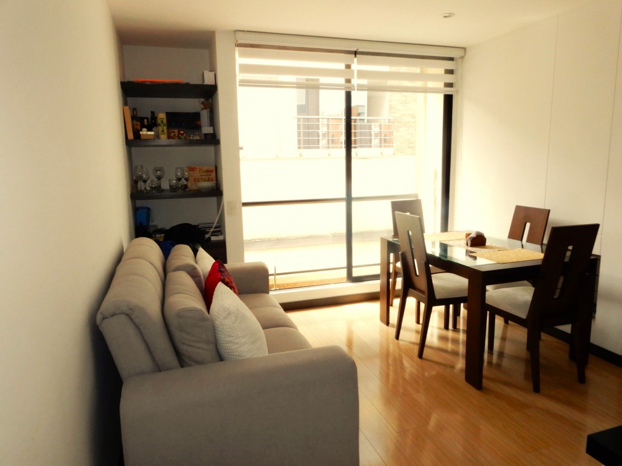 Apartaestudio en Arriendo Batan con Balcon y 1  Parqueadero.