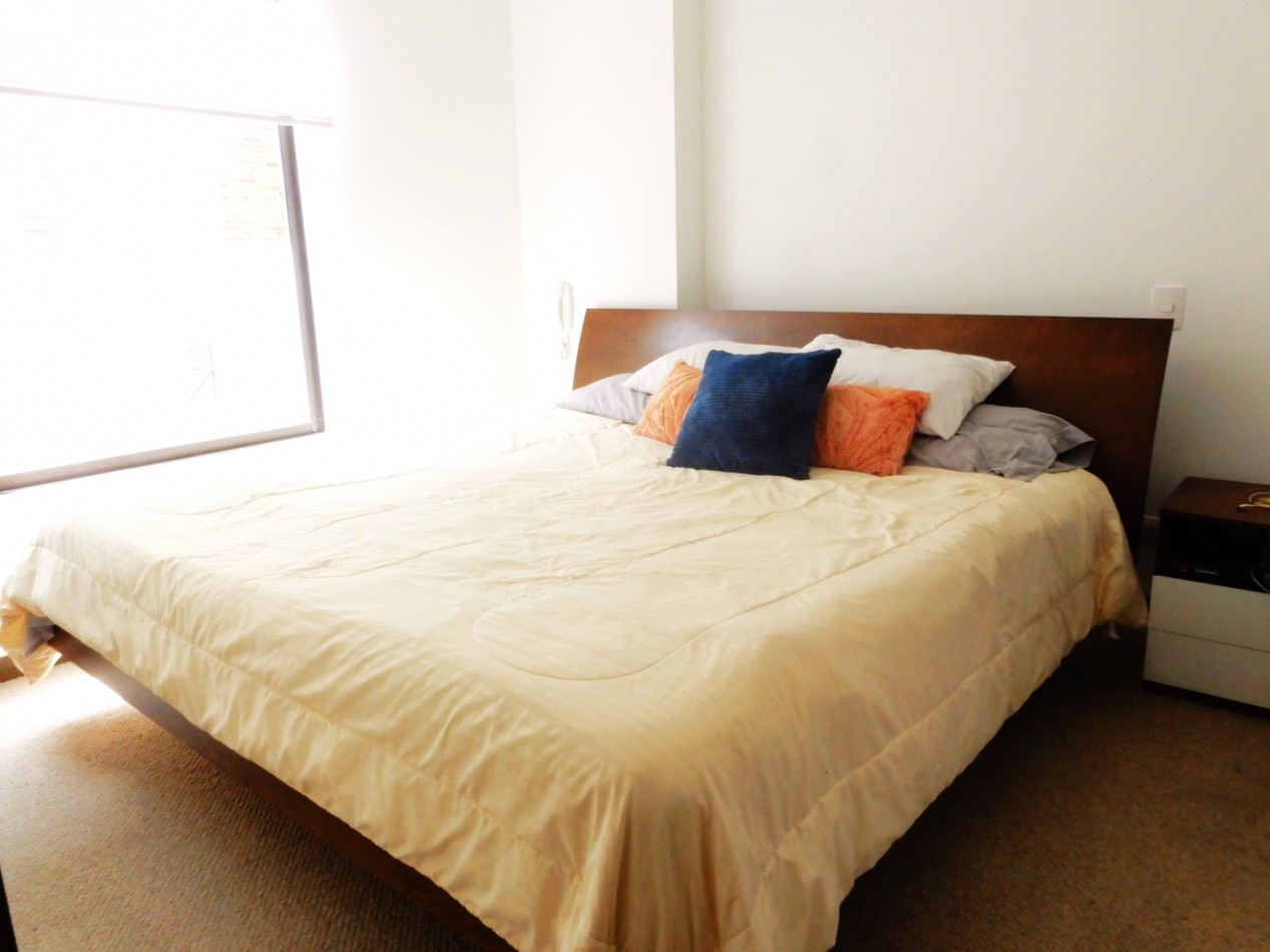 Apartaestudio en Arriendo Batan con Balcon y 1  Parqueadero.