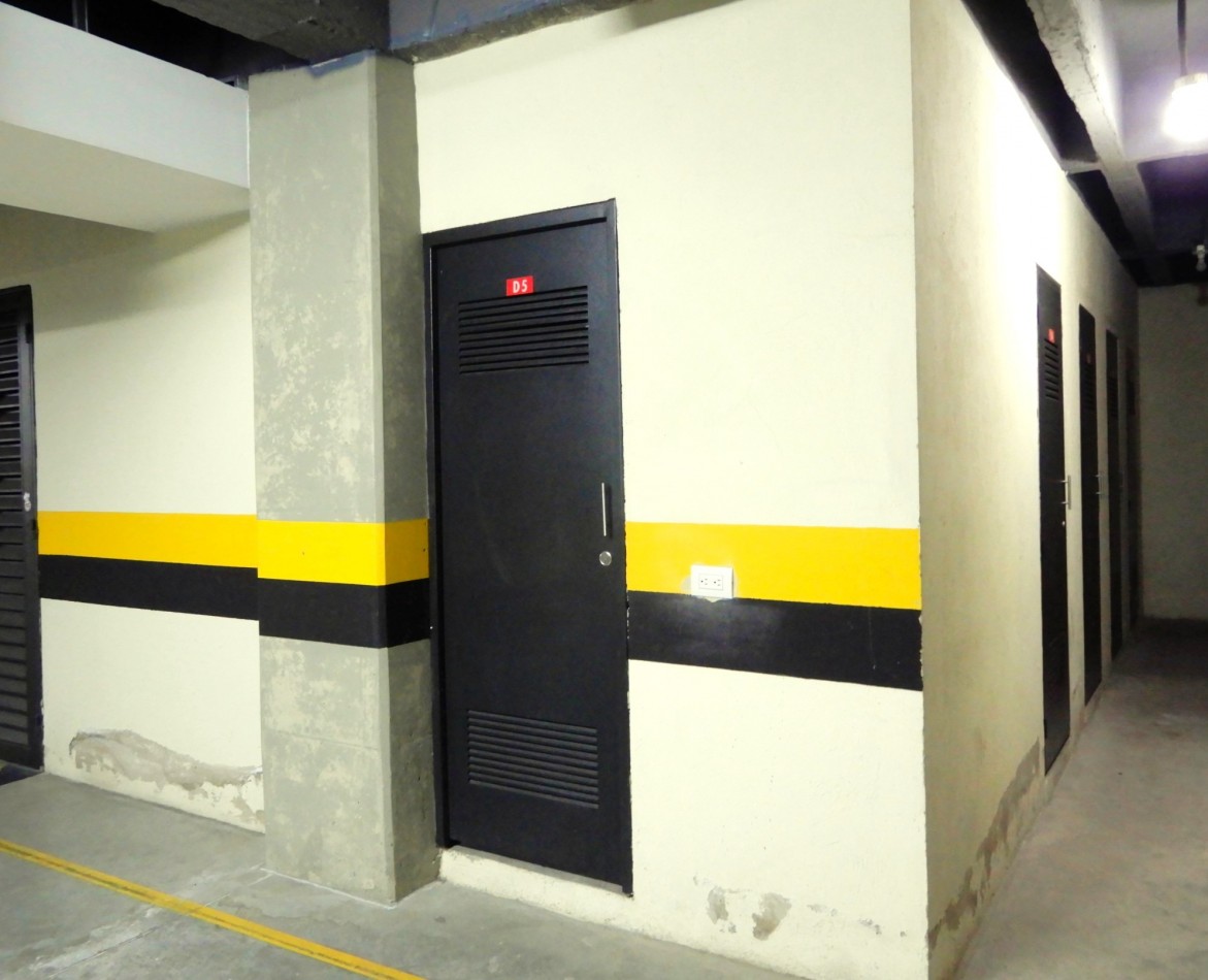 Apartaestudio en Arriendo Batan con Balcon y 1  Parqueadero.