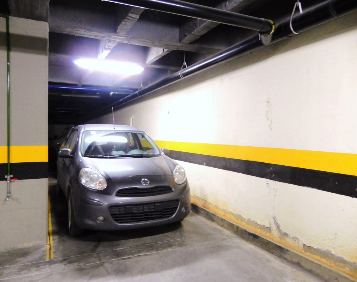 Apartaestudio en Arriendo Batan con Balcon y 1  Parqueadero.