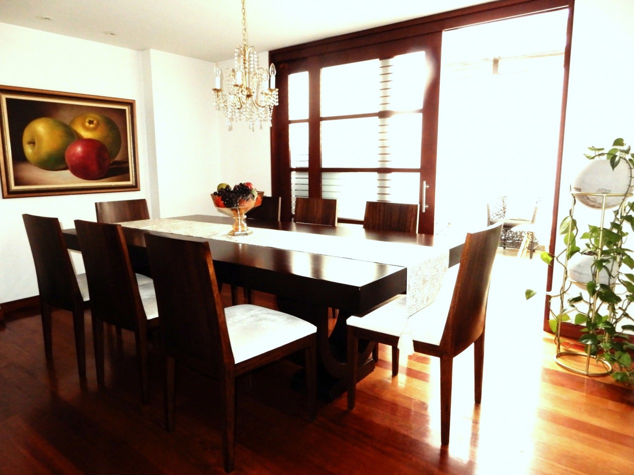 Casa en Venta Conjunto Bosques de Gratamira con 3 Alcobas y 3 parqueaderos.