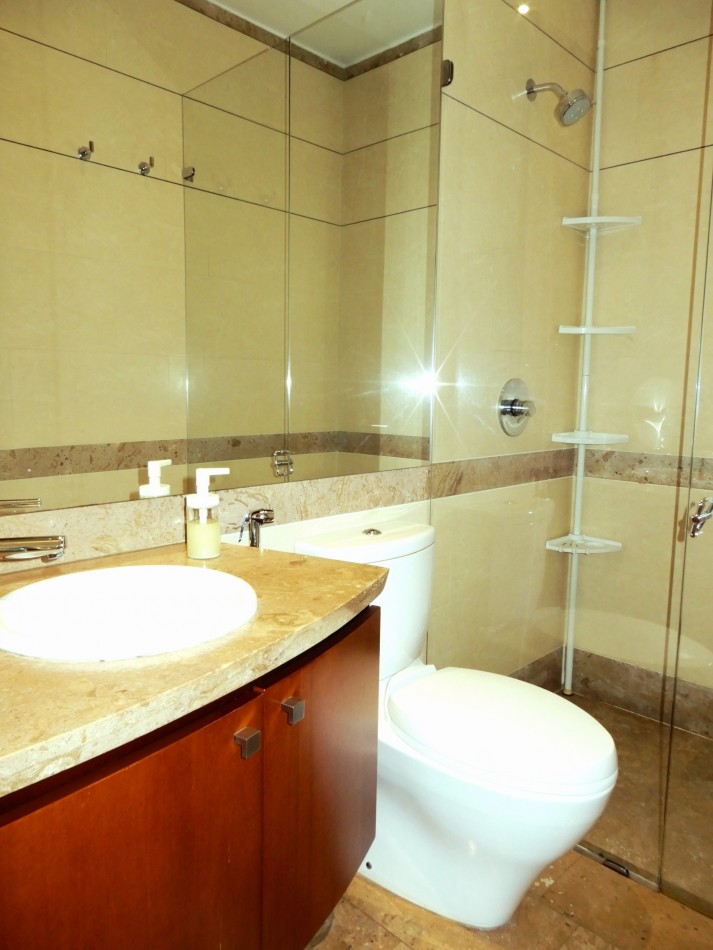 Apartamento en Arriendo Chico Reservado 3 Alcobas con Baño y Rodeado de Terraza