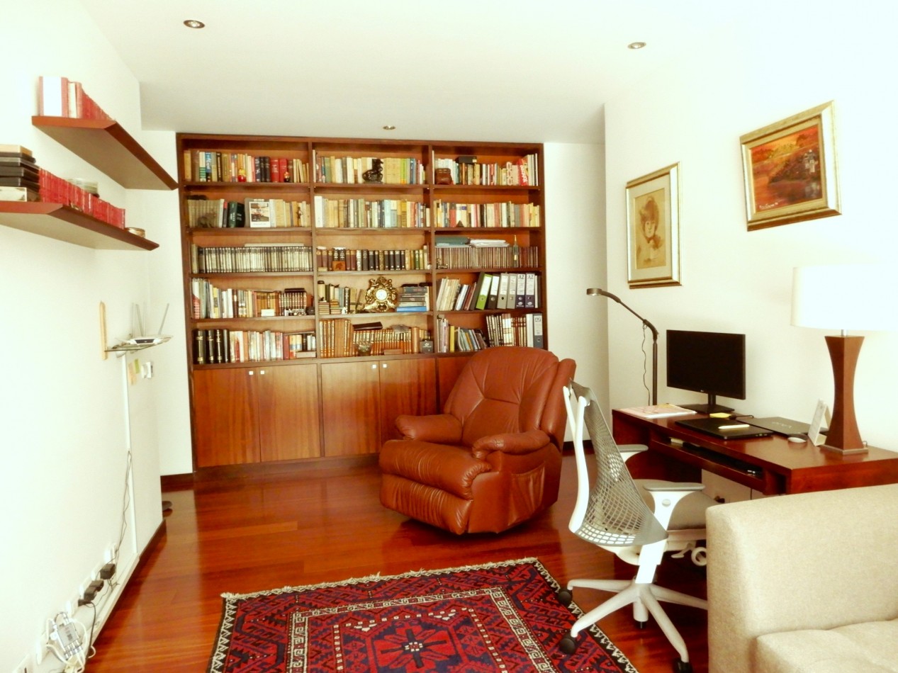 Apartamento en Arriendo Chico Reservado 3 Alcobas con Baño y Rodeado de Terraza