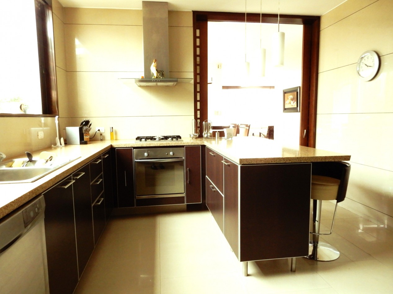 Apartamento en Arriendo Chico Reservado 3 Alcobas con Baño y Rodeado de Terraza