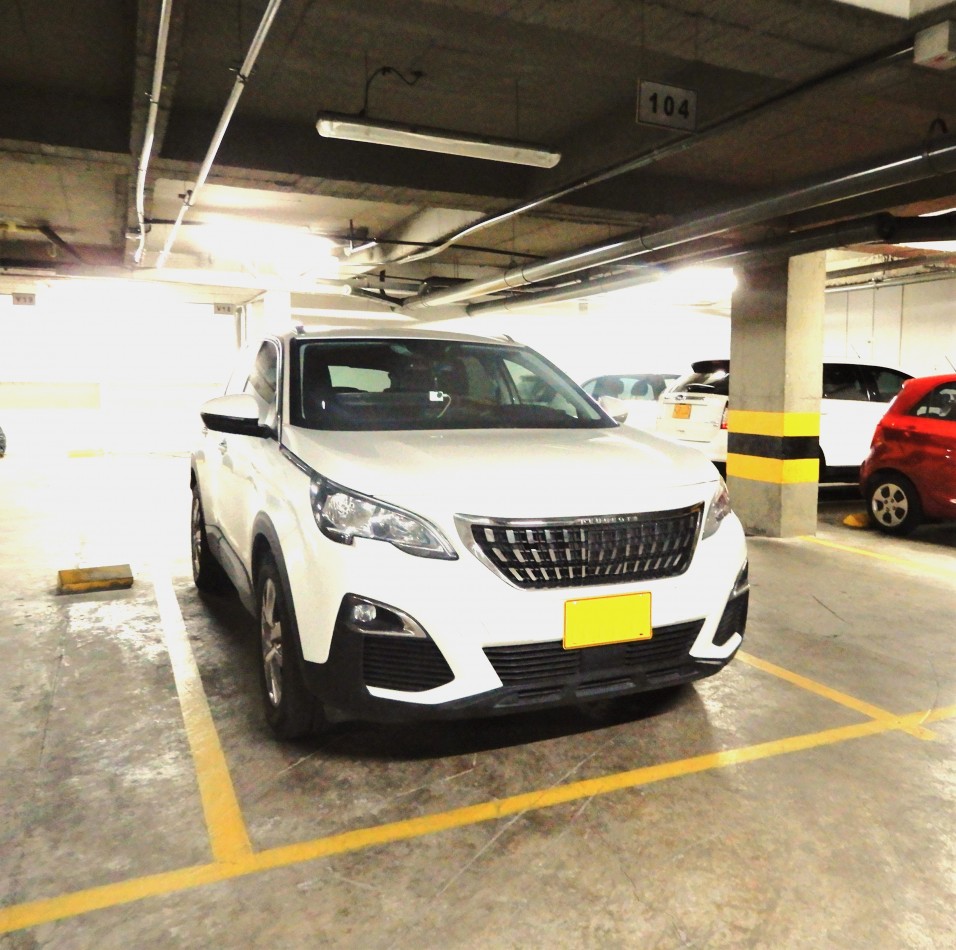 Apartamento en Arriendo Contador en Club House 3 Alcobas y Terraza