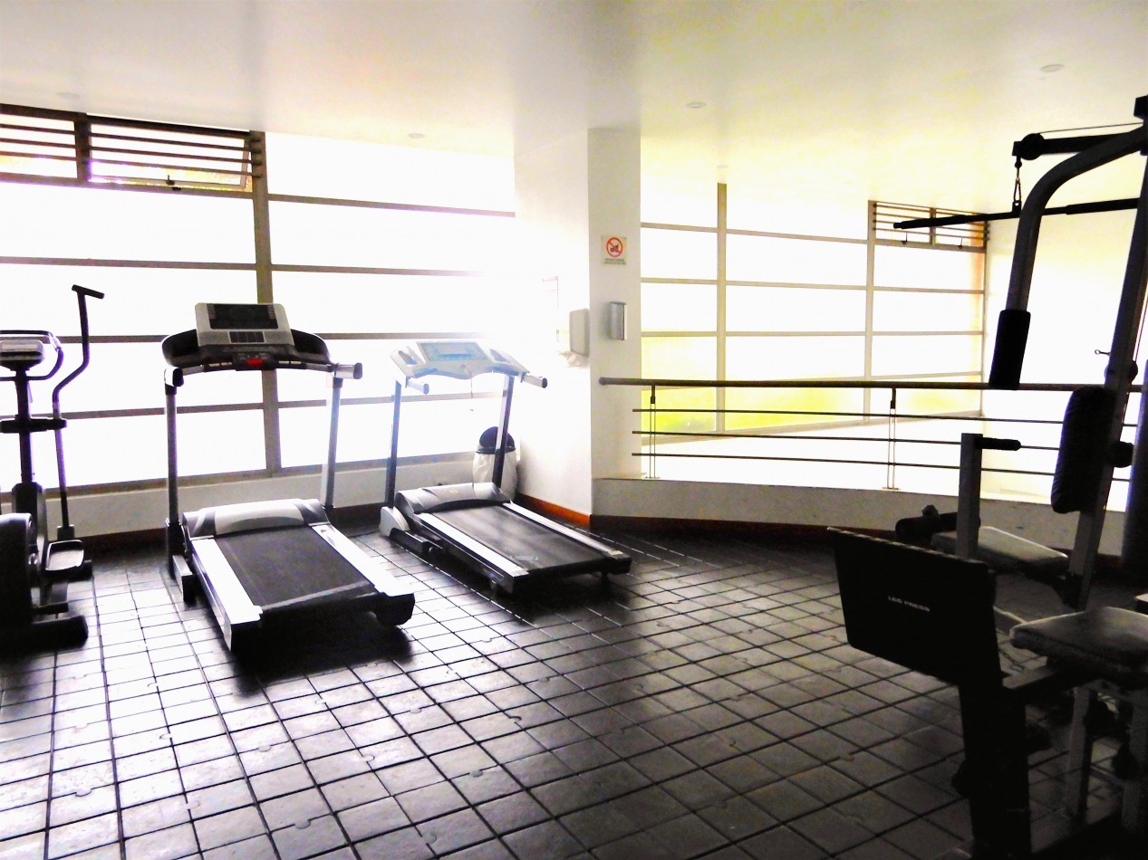 Apartamento en Arriendo Contador en Club House 3 Alcobas y Terraza