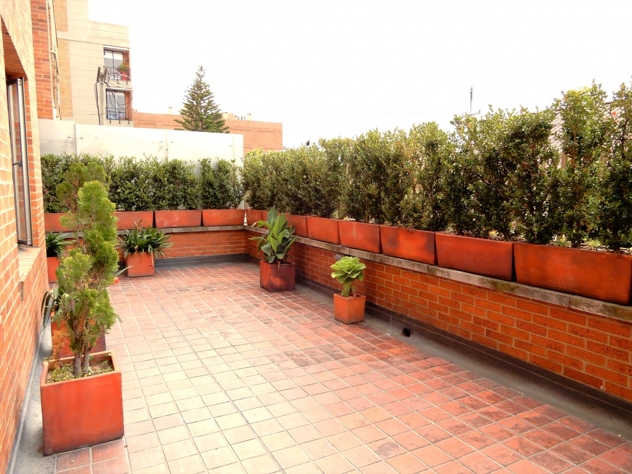 Apartamento en Arriendo Contador en Club House 3 Alcobas y Terraza