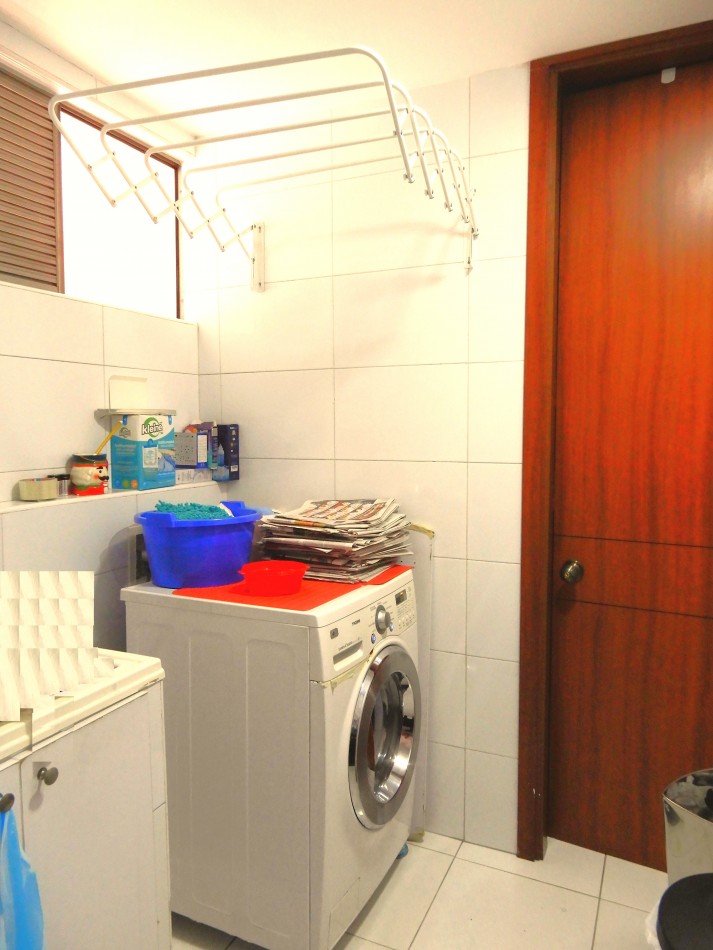 Apartamento en Venta Contador en Club House 3 Alcobas y Terraza