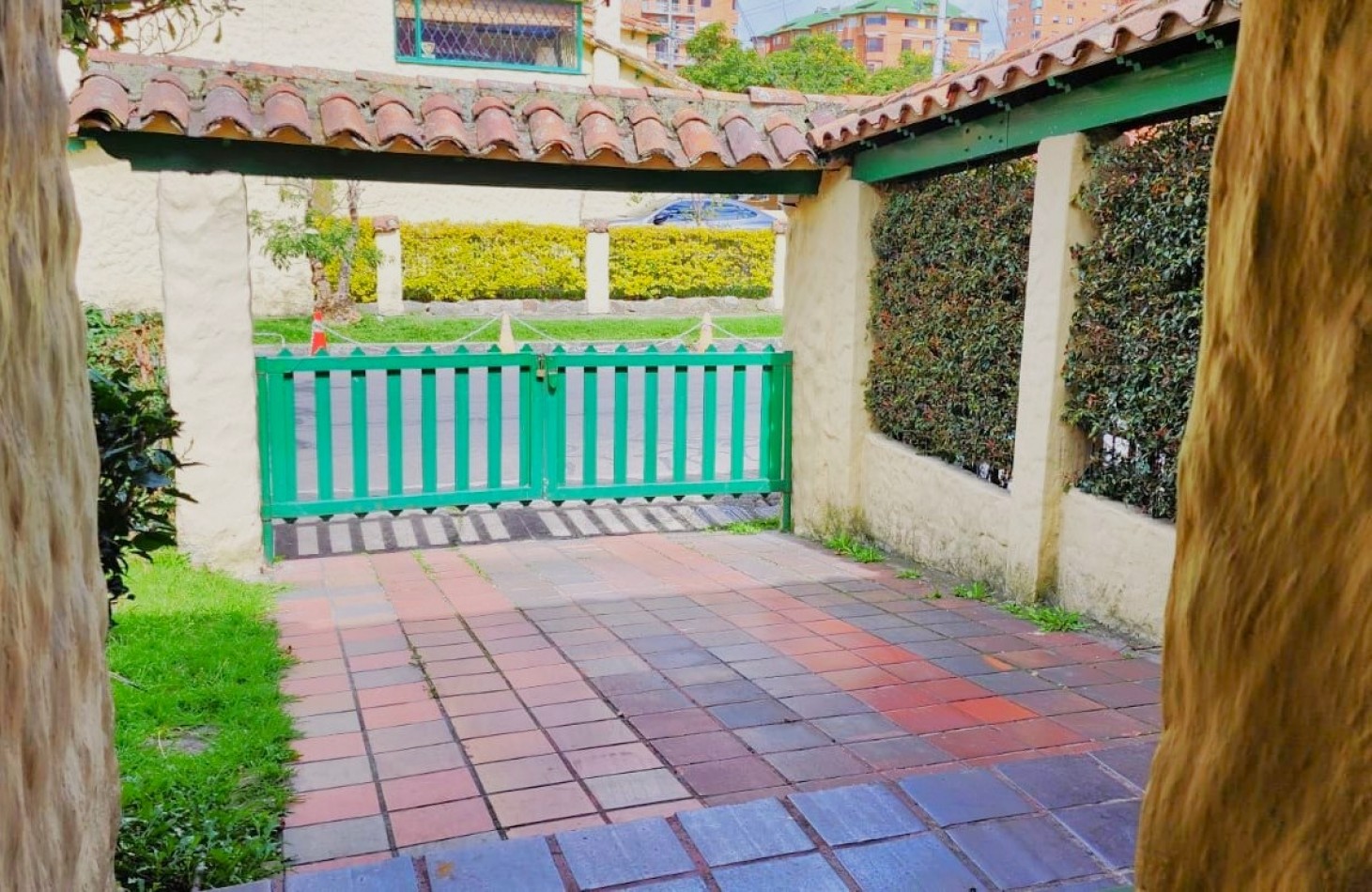 Casa en Venta Colina Campestre 3 Alcobas y con Hermoso Jardin Interior