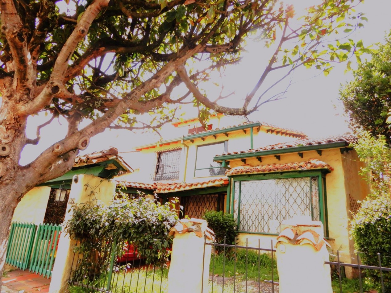 Casa en Venta Colina Campestre 3 Alcobas y con Hermoso Jardin Interior