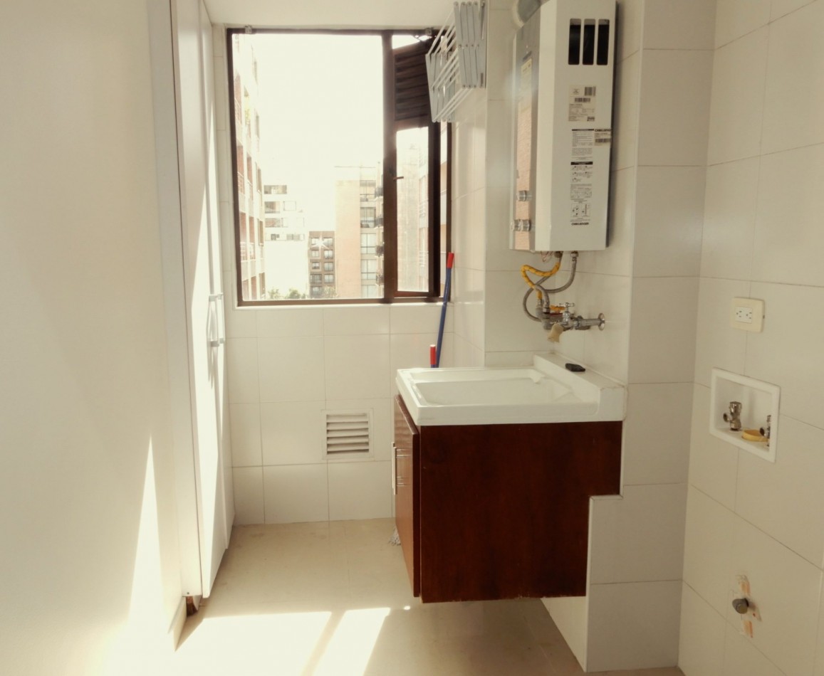 Apartamento en Arriendo Bella Suiza 2 Alcobas con Baño y 2 parqueaderos