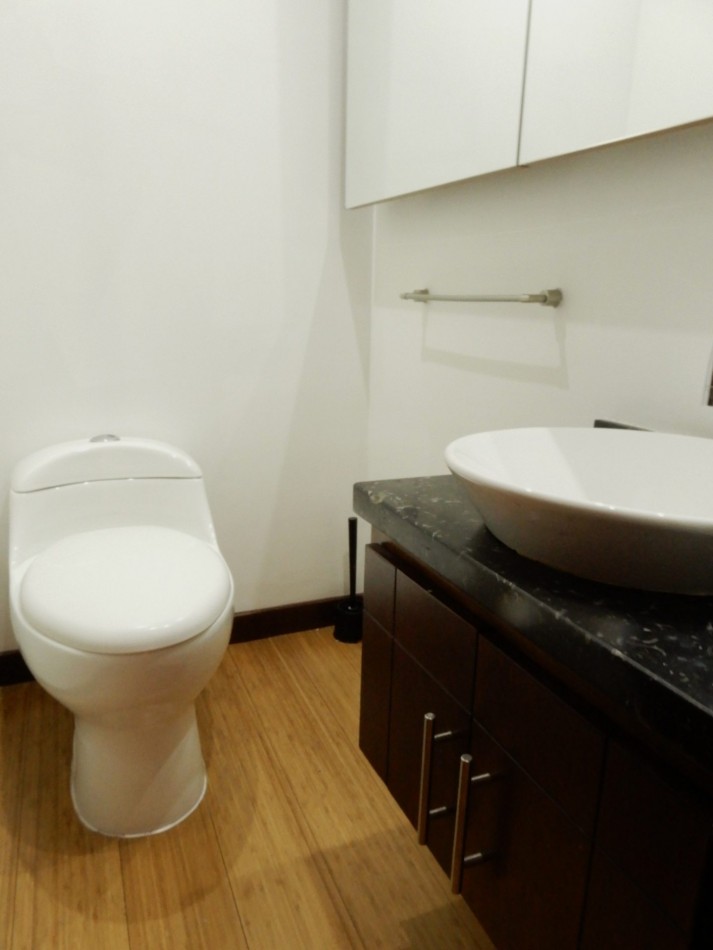Apartamento en Arriendo Bella Suiza 2 Alcobas con Baño y 2 parqueaderos