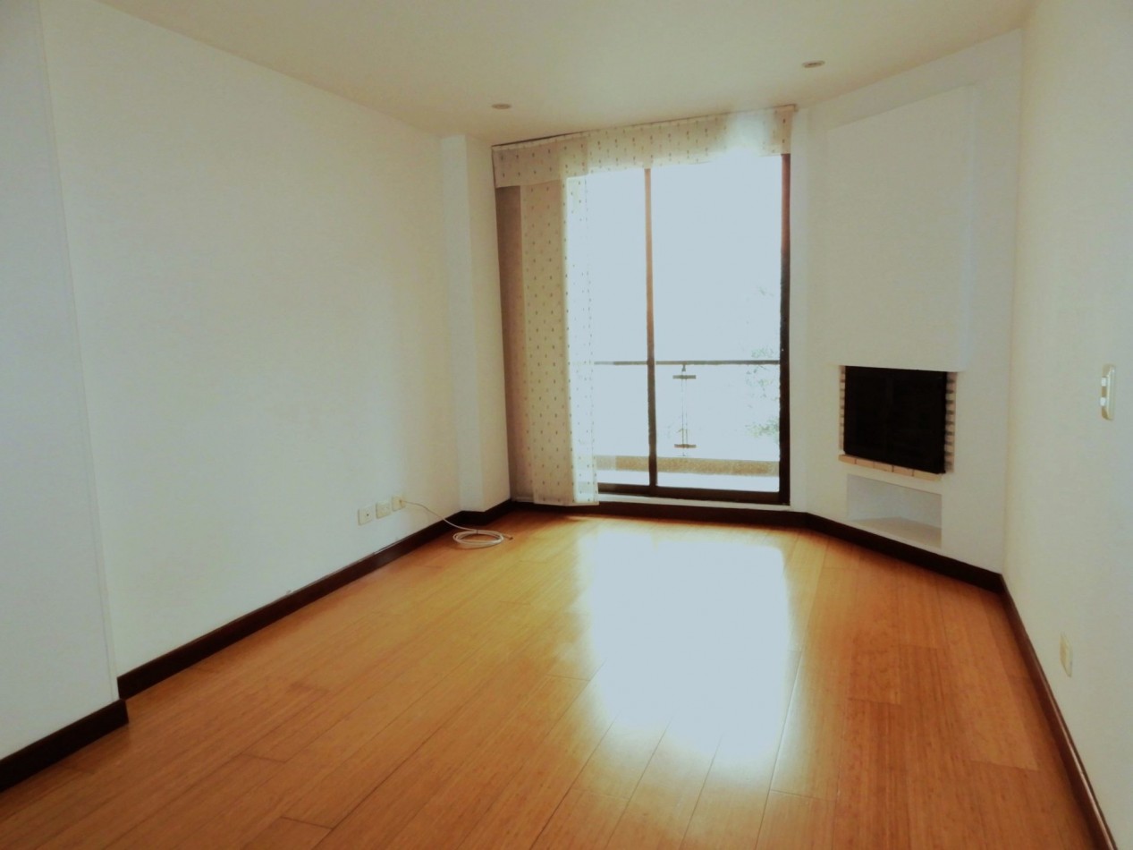 Apartamento en Arriendo Bella Suiza 2 Alcobas con Baño y 2 parqueaderos