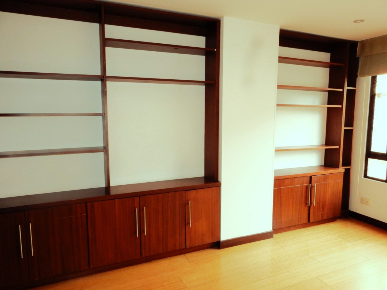 Apartamento en Arriendo Bella Suiza 2 Alcobas con Baño y 2 parqueaderos