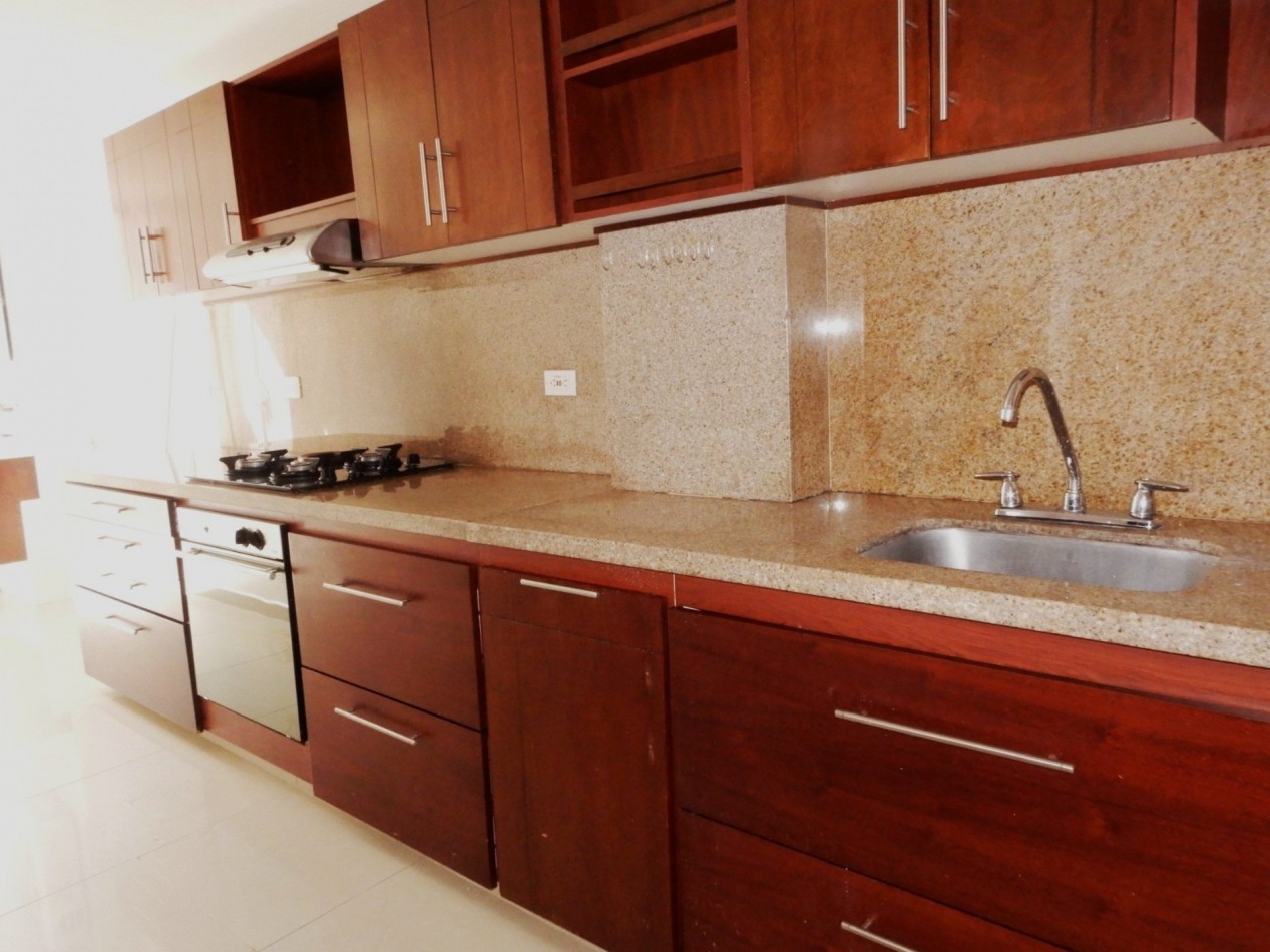 Apartamento en Arriendo Bella Suiza 2 Alcobas con Baño y 2 parqueaderos