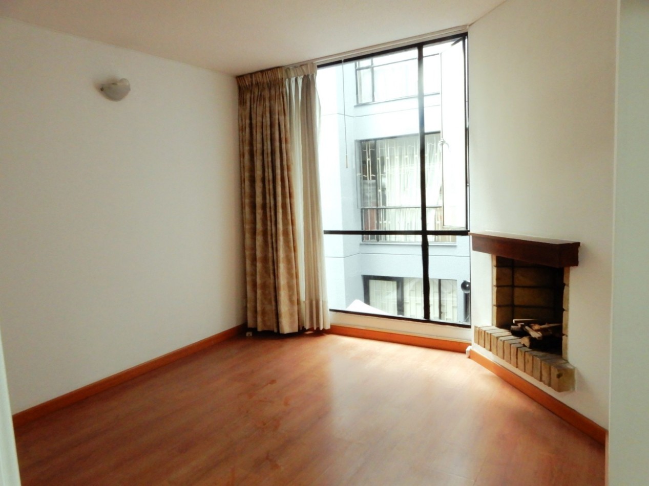 Apartaestudio en Arriendo Alhambra con Alcoba Independiente y Parqueadero