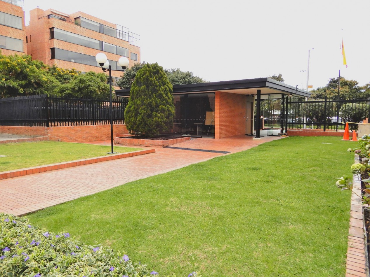 Apartamento en Arriendo Multicentro 1 Alcoba Estudio y Parqueadero