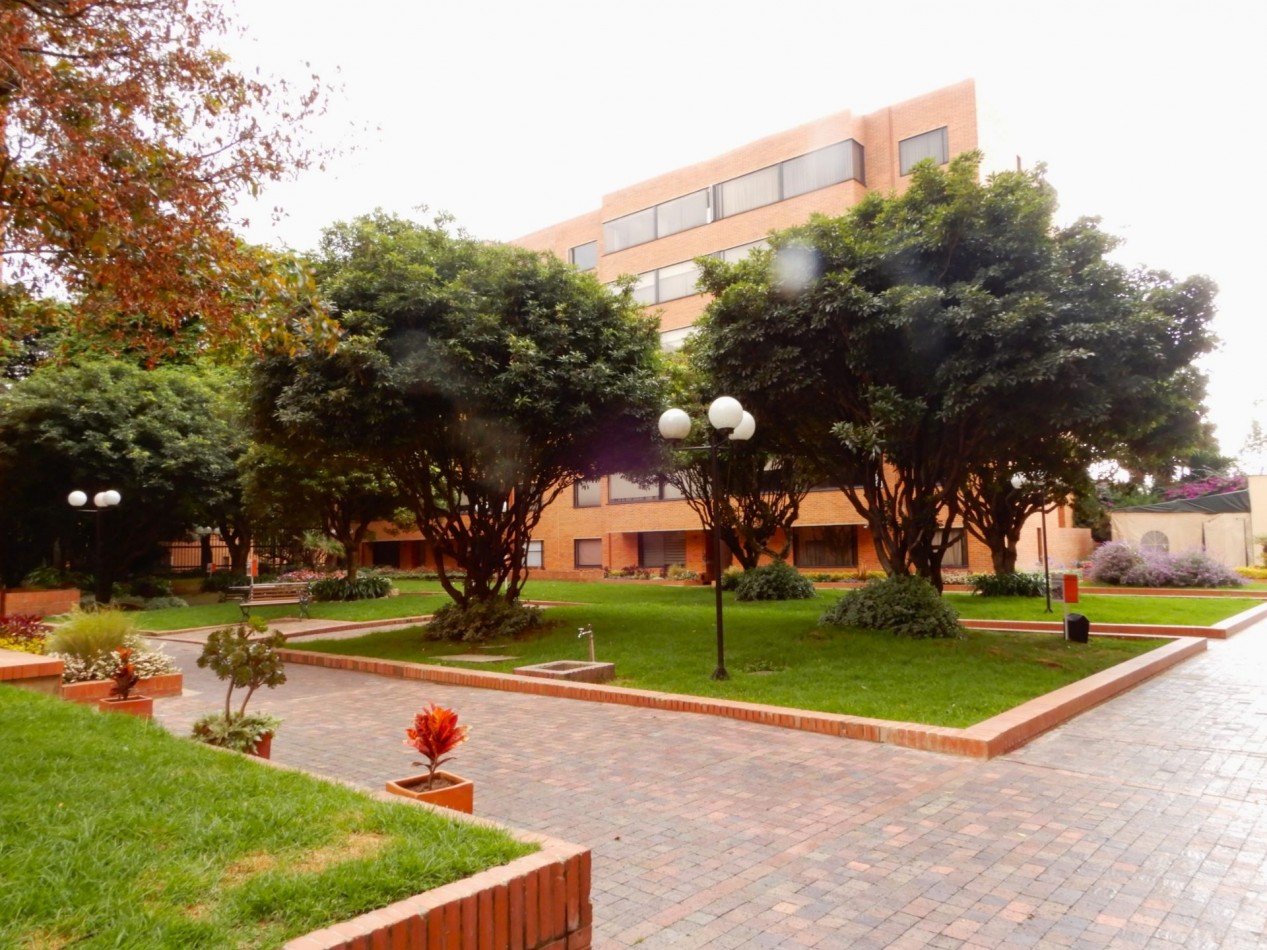 Apartamento en Arriendo Multicentro 1 Alcoba Estudio y Parqueadero